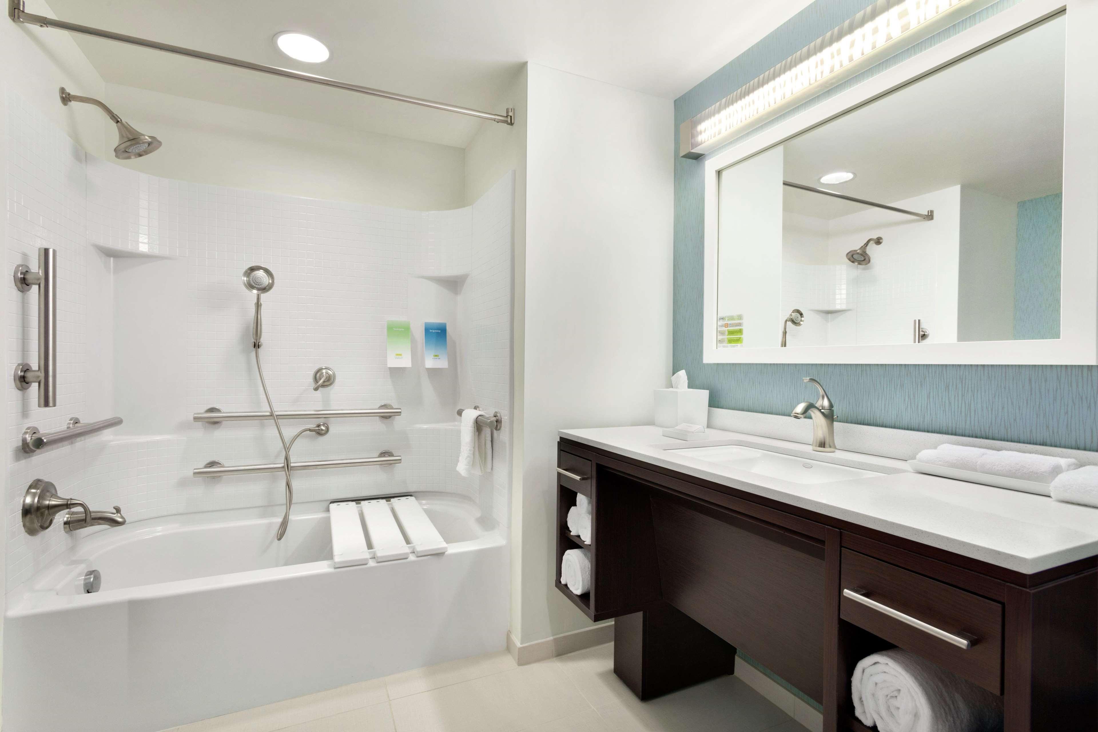 Home2 Suites By Hilton Middletown Εξωτερικό φωτογραφία